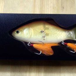 Воблер DEPS Killer Compass (Side Walk Bait) 122мм, 34 гр. (цвет Kinbuna) Воблер DEPS Killer Compass (Side Walk Bait) 122мм, 34 гр. (цвет Kinbuna)