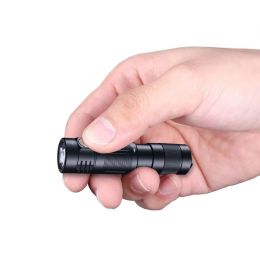 Перезаряжаемый фонарь Fenix E09R 600 Lumens