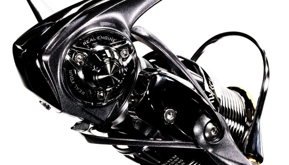 Катушка Daiwa 12 Exist