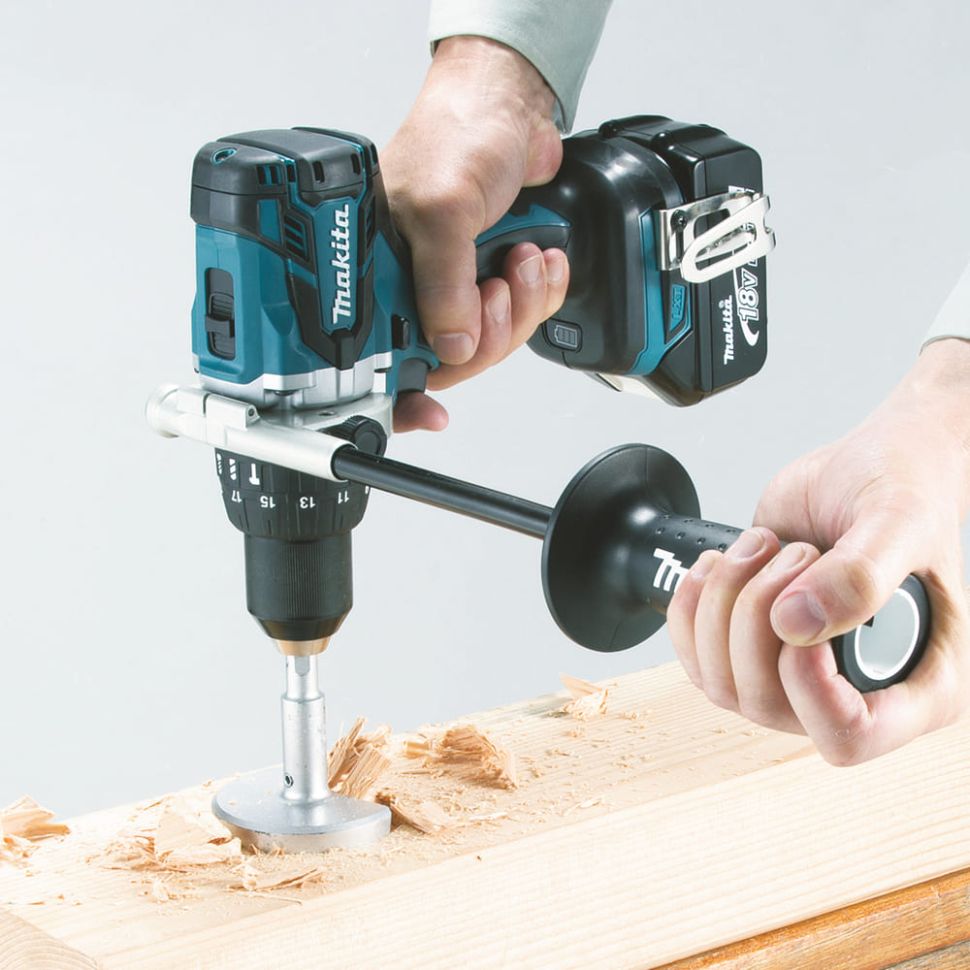 Аккумуляторная ударная дрель-шуруповерт Makita DHP481ZJ+Два аккумулятора BL1850B и ЗУ DC18RC