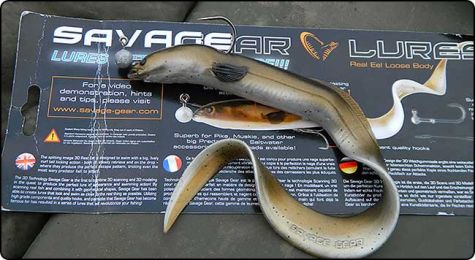 Мягкая приманка, оснащенная Savage Gear Real Eel