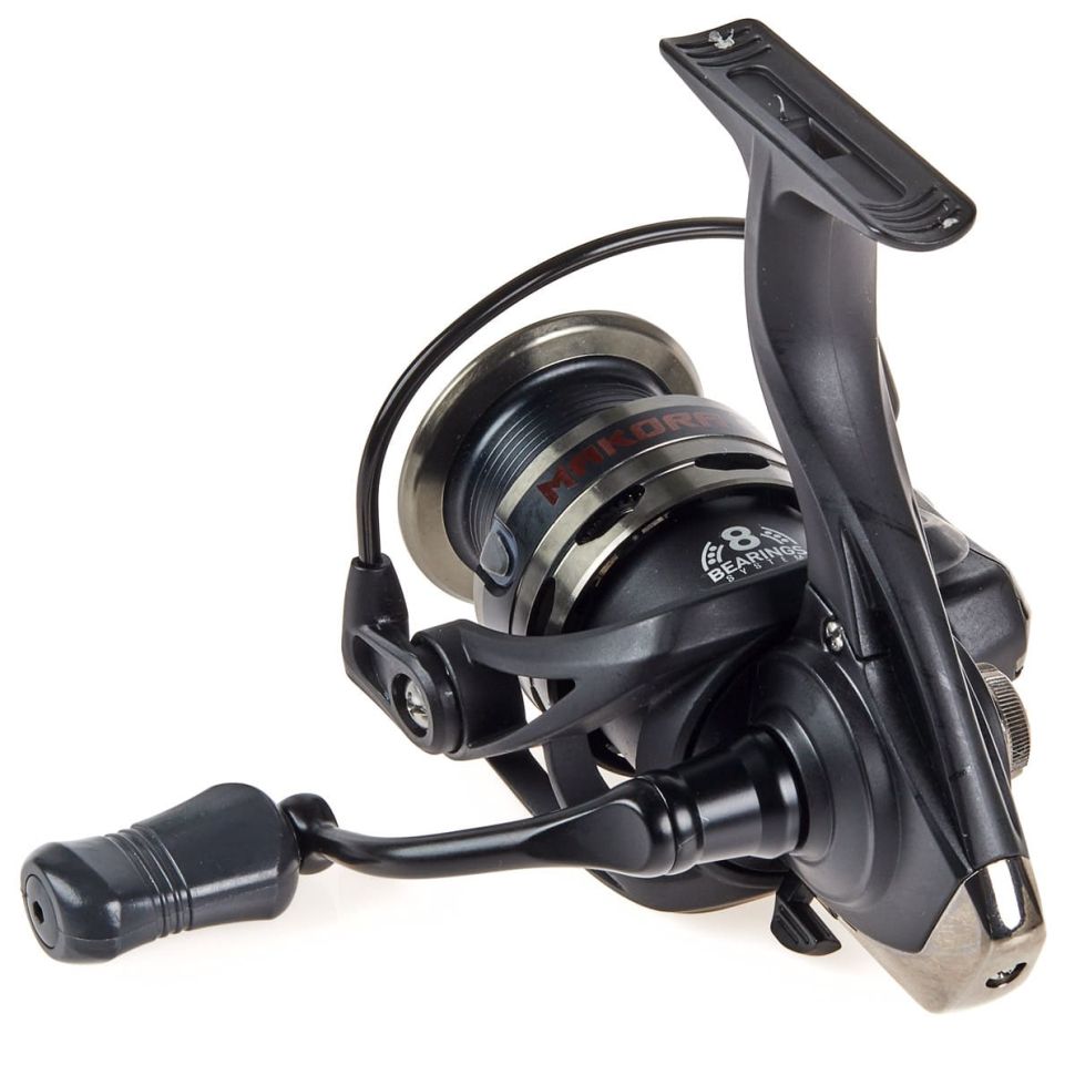 Катушка безинерционная Lucky John Makora SPIN 8