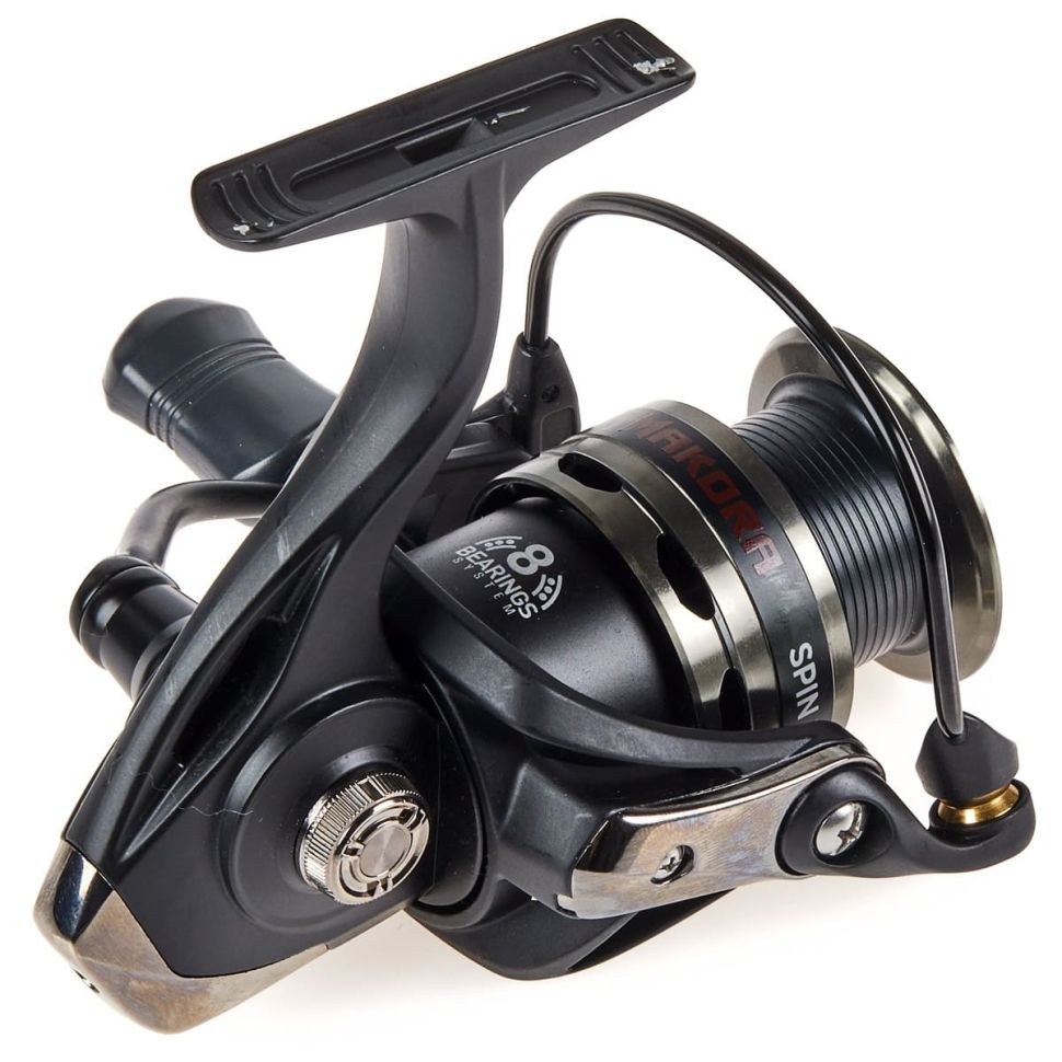 Катушка безинерционная Lucky John Makora SPIN 8