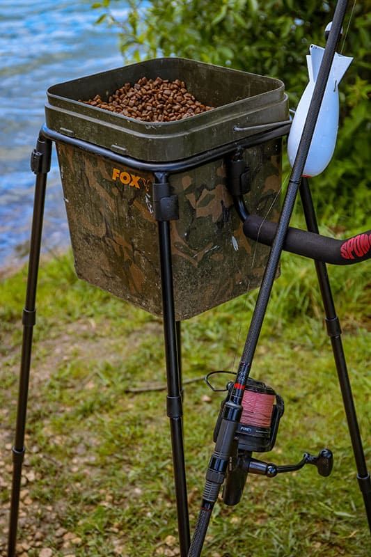 Подставка для прикормочного ведра SPOMB Single Bucket Stand Kit