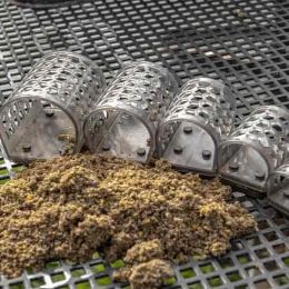 Кормушка Preston Hexmesh Plastic Cage Feeder