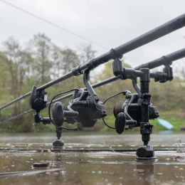 Бузбар Avid Carp Lok Down Adjustable 2 Rod (17.7-26.7cm)