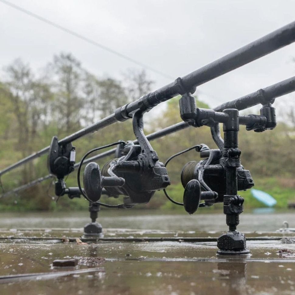 Бузбар Avid Carp Lok Down Adjustable 2 Rod (17.7-26.7cm)