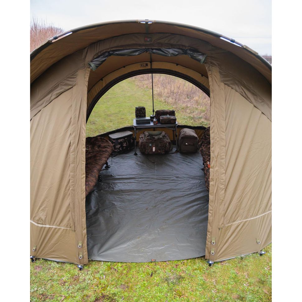 Палатка двухместная Fox Voyager 2 Person