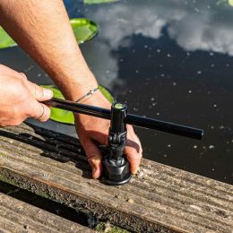 Держатель стойки для помоста Avid Carp Lok Down Adjustable Stage Stand