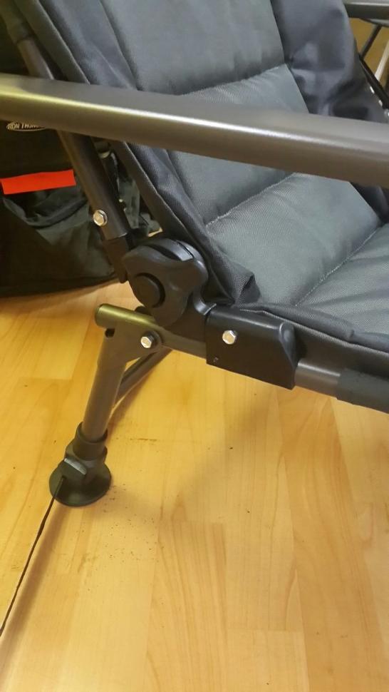 Кресло карповое складное TURBO Standart Chair with armrests