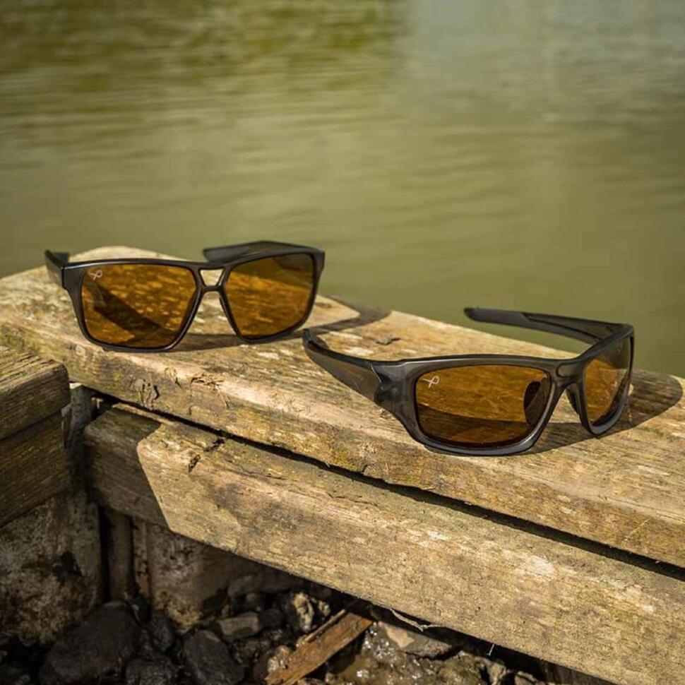 Поляризованные солнцезащитные очки Matrix Wraps