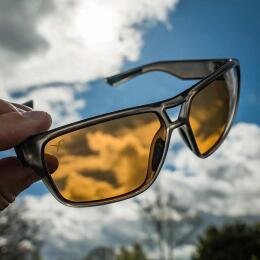 Поляризованные солнцезащитные очки Matrix Casual