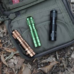 Фонарь-брелок Fenix E05R 400 Lumens