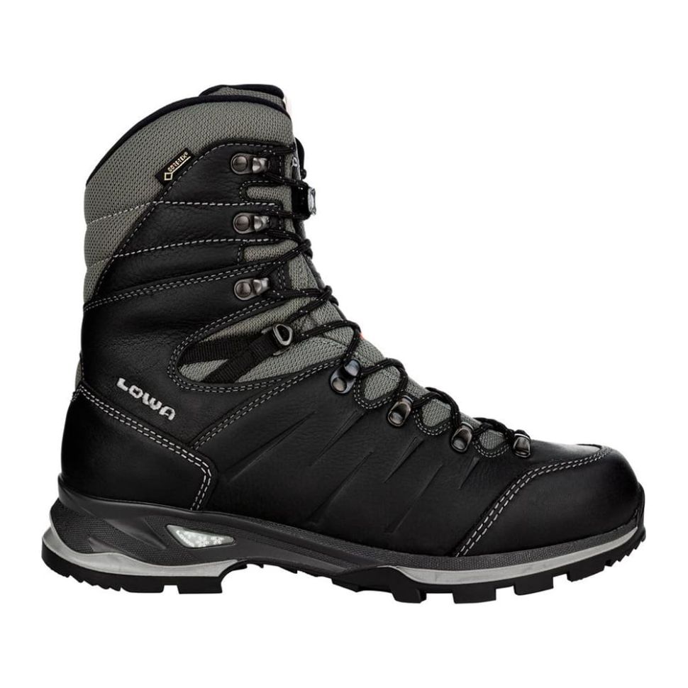 Ботинки Lowa Yukon Ice II GTX Black