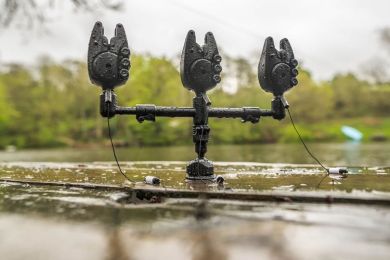 Буз бар Avid Carp Adjustable 3 Rod Buzz Bar