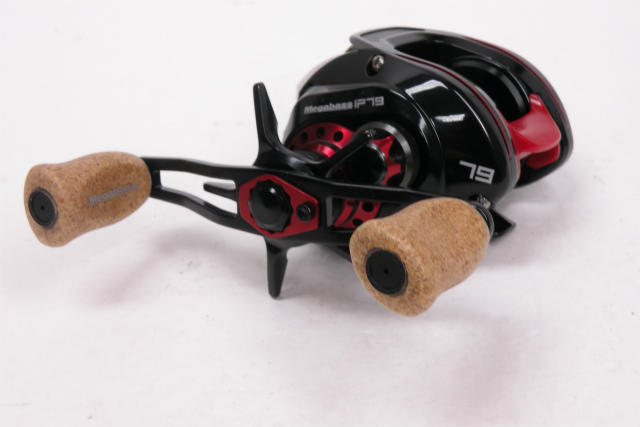 Катушка MEGABASS IP79