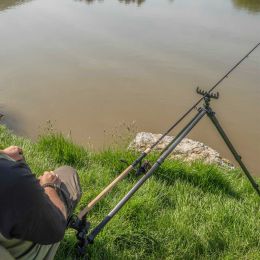 Подставка под удилище Korum Tripod Feeder Arm